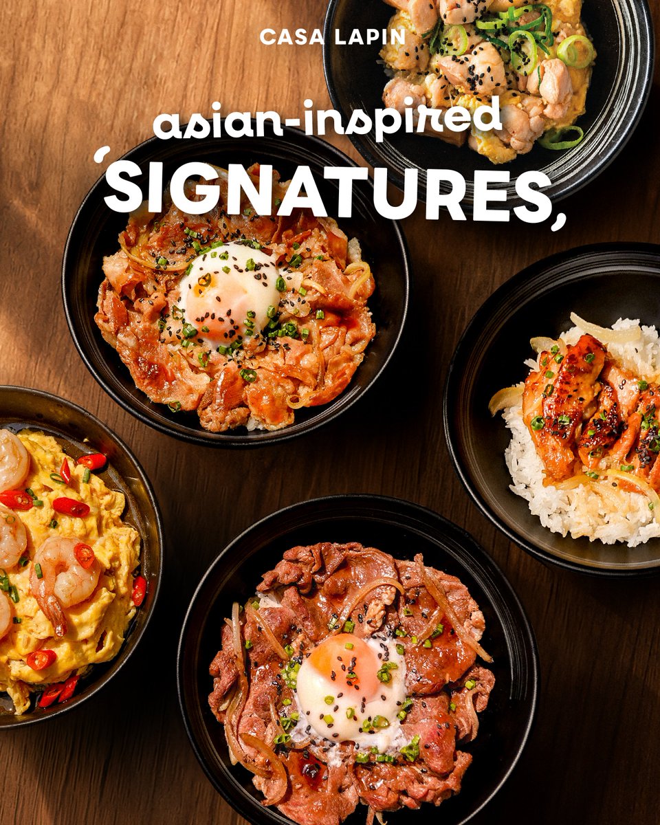 casa_lapin's tweet photo. 5 เมนูข้าวซิกเนเจอร์จาก CASA LAPIN ที่อยากให้คุณได้ลิ้มลอง

Beef Gyudon เนื้อสไลซ์นุ่มเคลือบซอสญี่ปุ่นรสกลมกล่อม เสิร์ฟพร้อมไข่ออนเซ็นเยิ้ม ๆ คลุกกับข้าวร้อน ๆ อร่อยลงตัวทุกคำ

Creamy Omelette Rice With Stir fried Shrimp ข้าวไข่ข้นเนื้อเนียนนุ่มกับกุ้งเด้งเต็มคำ เพิ่มความหอมด้วยพริกและต้นหอม เมนูที่ทั้งละมุนและจัดจ้านกำลังดี

TeriYaki Chicken Rice ไก่ย่างเนื้อนุ่มเคลือบซอสเทอริยากิหอมหวาน เสิร์ฟบนข้าวร้อน ๆ อิ่มง่าย อร่อยได้ทุกมื้อ

TeriYaki  Pork Rice With Onsen eggs หมูเนื้อนุ่มผัดซอสเทอริยากิหอมหวานสไตล์ญี่ปุ่น โรยต้นหอมและไข่ออนเซ็นเยิ้ม ๆ ความอร่อยที่กินแล้วหยุดไม่ได้

Tender Chicken With Soft Rice ไก่เนื้อนุ่มที่ละลายในปาก เสิร์ฟพร้อมไข่ครีมมี่และข้าวเนื้อนุ่ม  เมนูง่าย ๆ ที่อิ่มอร่อยได้ทุกมื้อ

ครบทั้งเครื่องดื่มและอาหารในที่เดียวต้องที่ CASA LAPIN 📷
ตรวจสอบสาขาใกล้คุณได้ที่ https://t.co/JK7dSyOULO
หรือสั่งผ่าน GrabFood https://t.co/w8UET0cm37

#CASALAPIN #casalapinspecialtycoffee #ricemenu #SignatureRice