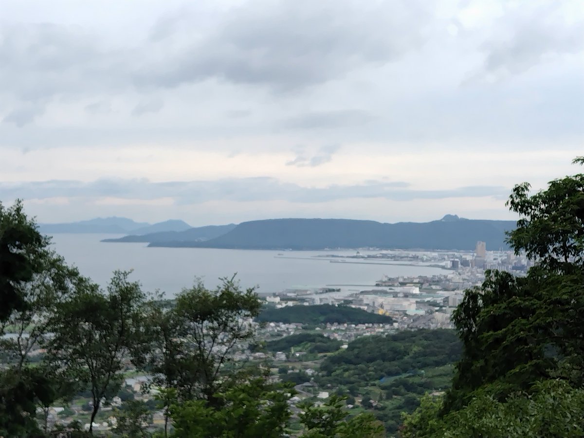 ganmo885's tweet photo. 讃岐電子守り集めの続きで6月に82番の根香寺に行ってきました。
バス停から4 キロ山道を歩いて行きました。
バスが少ないので帰りはダッシュで下りた。 https://t.co/Kda2ss7uD6