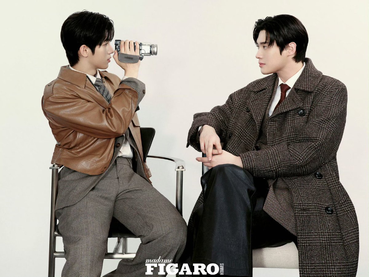 firstlovegif's tweet photo. 피가로옴므
#김윤식 #박시우 https://t.co/G0KPjvUqA9