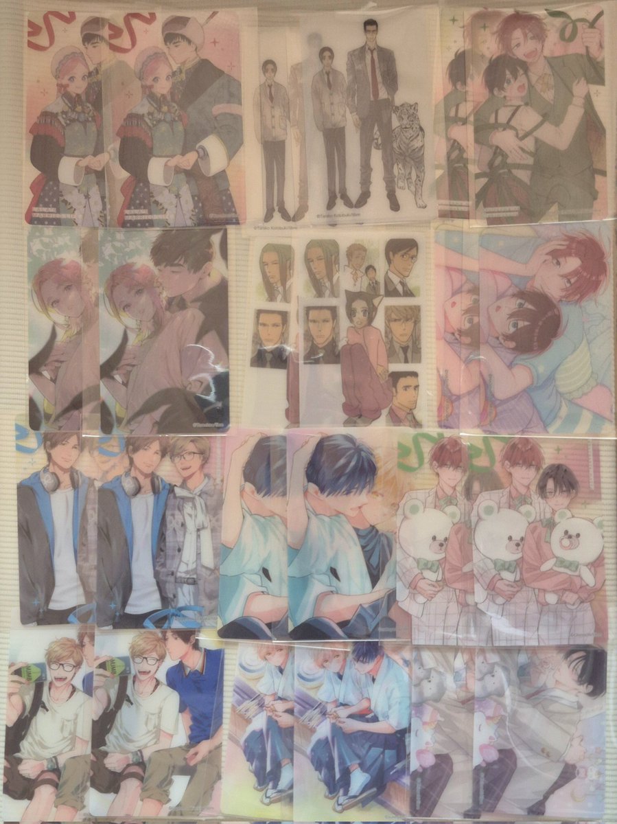 sii0829's tweet photo. 【交換/譲渡】
ビーボーイ展 ビボ展 クリアシート ステッカー

譲:画像1,2枚目
求:画像3,4枚目💖＞💕またはラベル缶アクキーのマミタ先生or定価+送料

郵送希望。
アクキーと交換の場合は当方複数:1可能です。
クリアシートは2枚セット(2種1枚ずつ)でのお取引でお願いします。 https://t.co/jxE8PgjZo4