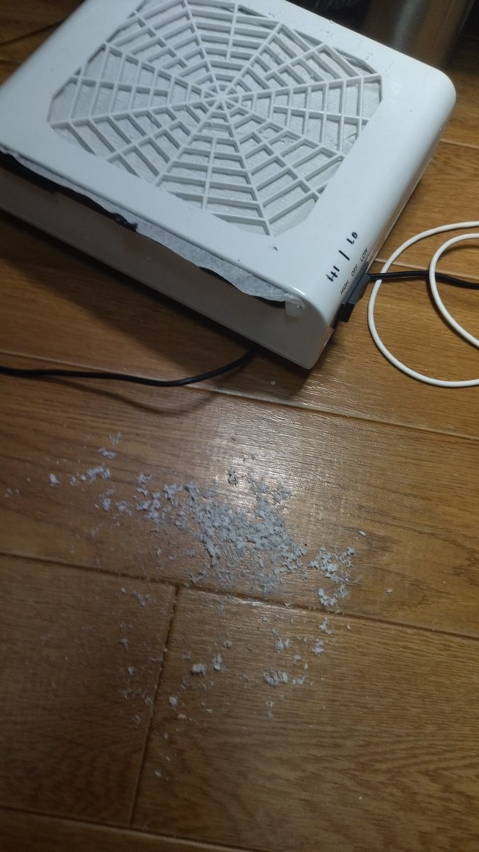 mH7QDHkwQMapUDI's tweet photo. #ロボットバトルⅤ #robotbattle
#mk44
#ホワイトナイト #WhiteKnight
延長&短縮部分をゴリゴリ削り、ポリパテもりもり
豚キンを整えたら塗装開始
ギスギスに汚す予定なのでさっくりとね
楽しいね https://t.co/R3GKBJYb3O