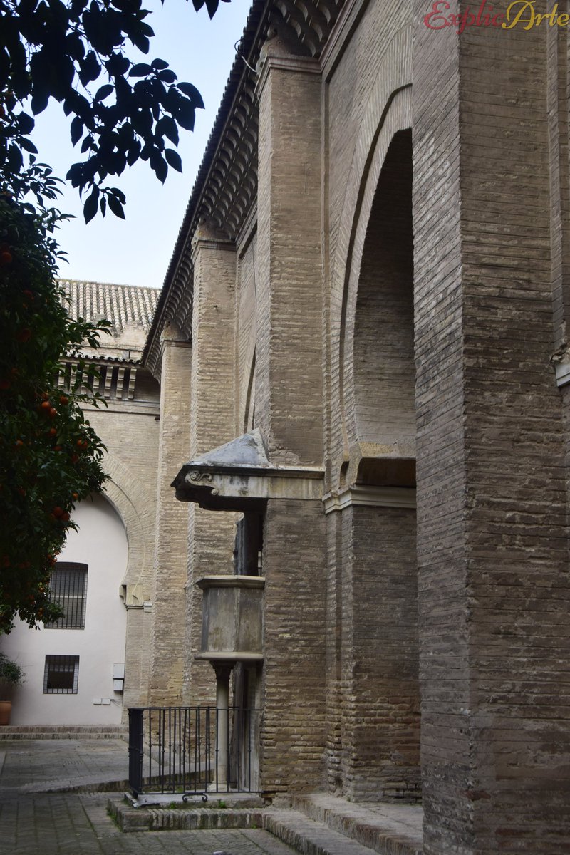 ExplicarteS's tweet photo. 04-08-26 Por amor al Arte, déjame ExplicArte el Púlpito de la Granada, en el Patio de los Naranjos, de la Catedral, de la mano de un historiador del Arte, una experiencia privada y personalizada a tu gusto. Contacta mediante WhatsApp al 636341205 o explicartesevilla@gmail.com https://t.co/Q0kUkFXfG6