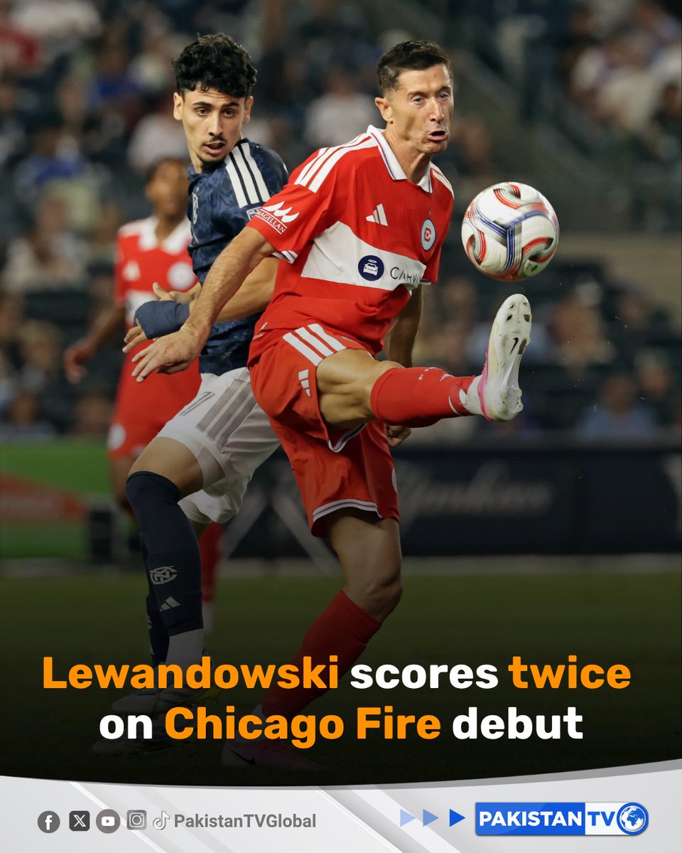 PakTVGlobal's tweet photo. Robert Lewandowski marked his Chicago Fire debut with a brace as the hosts came from behind to beat Charlotte FC 2-1 in Major League Soccer.
#RobertLewandowski #ChicagoFire #MLS #Football #PakistanTV https://t.co/HNhjkV7hYY