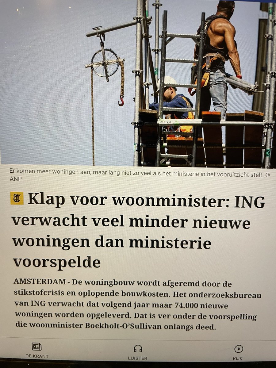 rrj3a's tweet photo. Het kan wél! 😂😂😂

D66, een grote fopspeen. 
Niets komt tot stand, wél wordt de democratie bewust afgebroken.

Jatten is als premier onzichtbaar, behalve op de Pride 😂😂😂 https://t.co/GB45oYDVEc