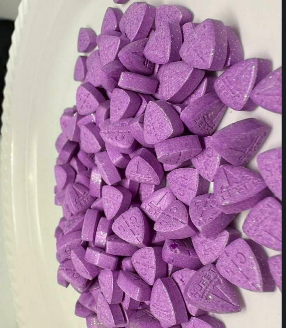 mrzunget's tweet photo. HQ PURPLE TESLA XTC 300mg
#xtc #pills #mdma #molly #drugtwt https://t.co/UrTZUkh978
