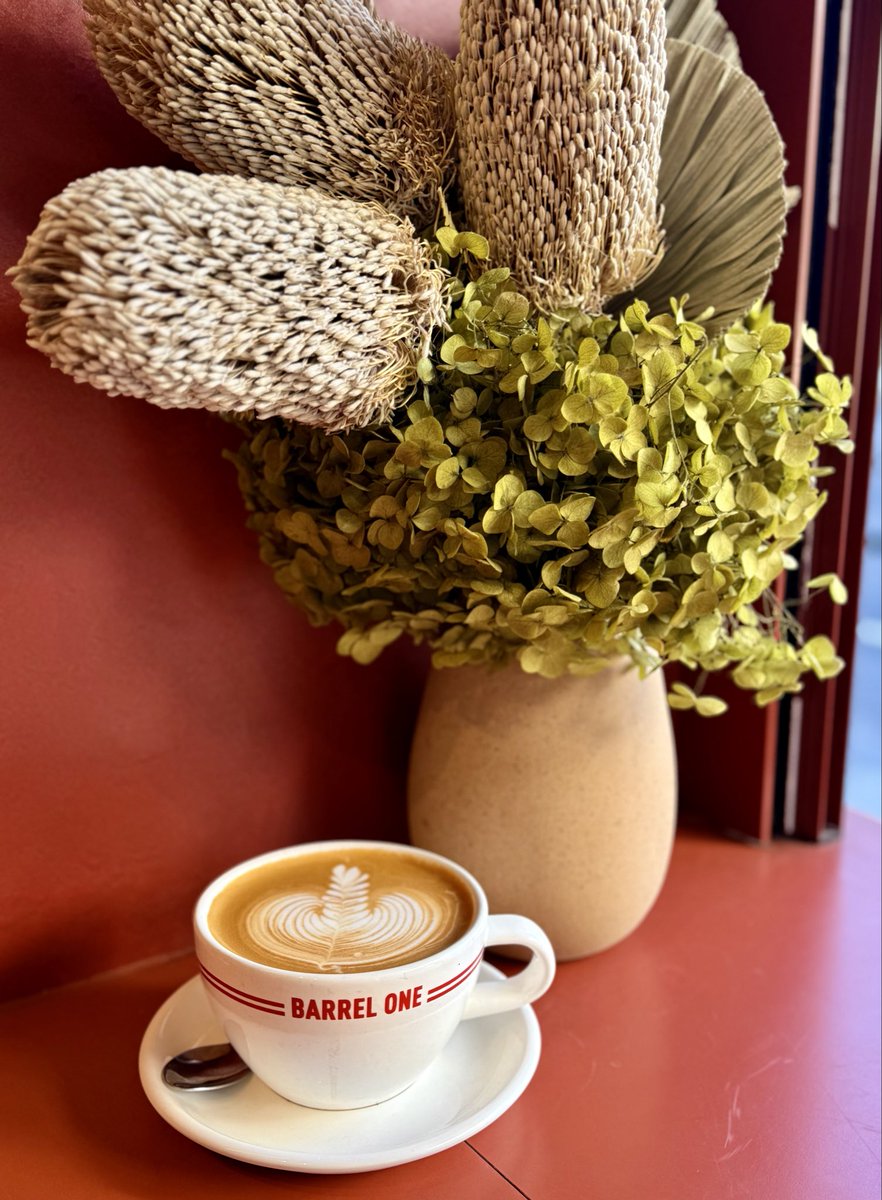 MattHope4's tweet photo. A Sydney stunner and a coffee morning in Potts Point before seeing the Archibald at the NSW Art Gallery. Fab coffee enjoyed at -
☕️ Barrel One Coffee
☕️ Primary Coffee
#sydney #pottspoint #coffee https://t.co/dPICIcvcbY