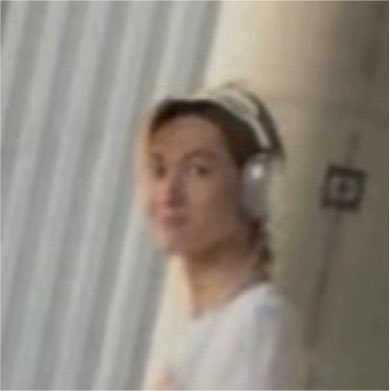 martntacai's tweet photo. ik sasaengs shouldn't be tolerated but this cracks me tf up everytime bro it makes me love him more 😭😭😭 https://t.co/q8ogB1moNv
