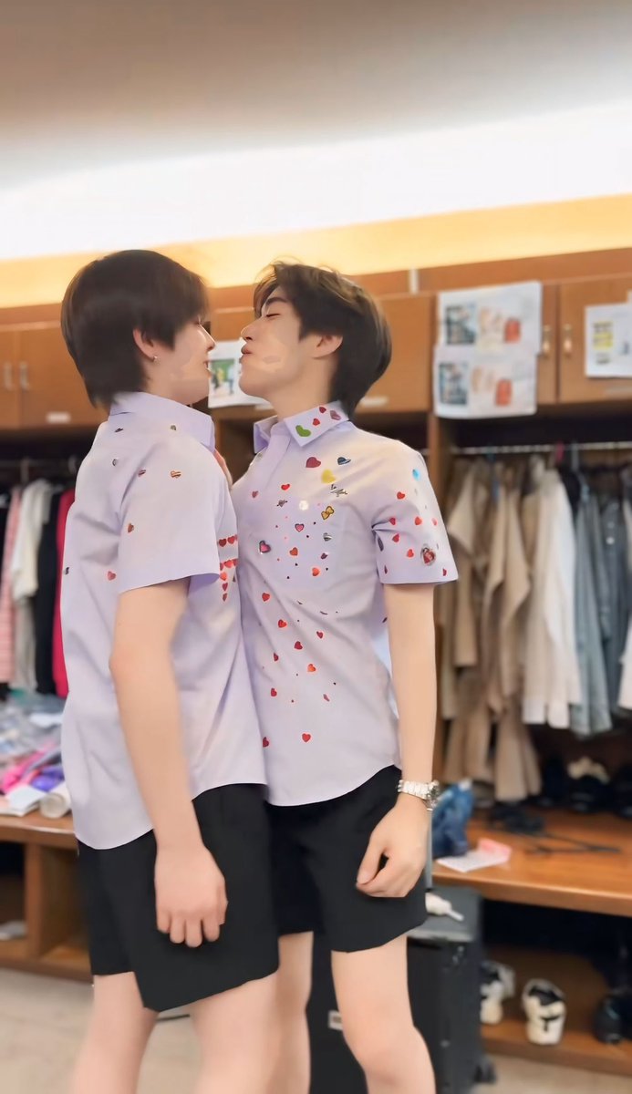 sanwu_'s tweet photo. นักเรียนจะต่อยกันแล้วค่าคุมครู แจ้งผู้ปกครองด่อน ๆ เลย

#TLE_mtm #Firstone https://t.co/YPCqOh7ih9