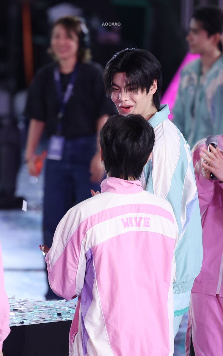 AooaaoTv's tweet photo. ..โชคดีเหลือเกิน ที่เราได้เจอกัน 🦷🌊

โชคดีที่เธอ ยังยอมอยู่ข้างฉัน.. 🧑‍🤝‍🧑

#DMDSportsDay2026
#tthi_eks #waavetnp #ท่านโปรดคลื่น https://t.co/QHzFGStxgl