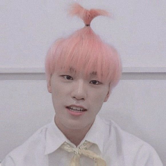 kwonwonhui's tweet photo. I need you all to lock in and stream until your devices blow up. Look at what's on the line https://t.co/1em3pE9BzD