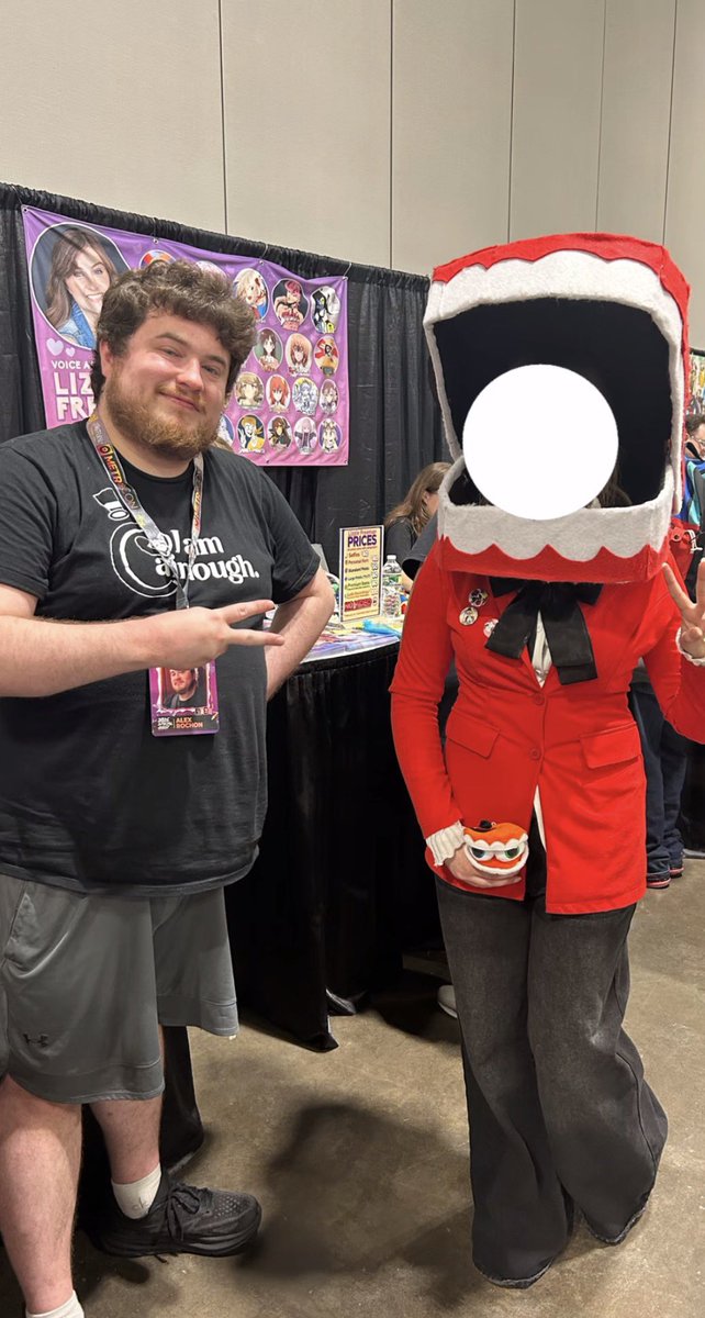 sundaezzix_'s tweet photo. guess who i met #tadc #alexrochon #caine https://t.co/vOnF0Ifw6T