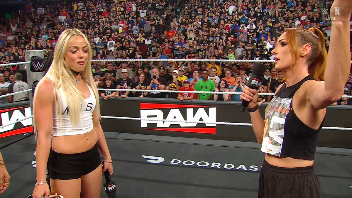DeadlyAngelo97's tweet photo. "I came for you, sweet cheeks." - Becky Lynch 

🔥🎤🐐

#WWERaw https://t.co/PzqK32hBFl