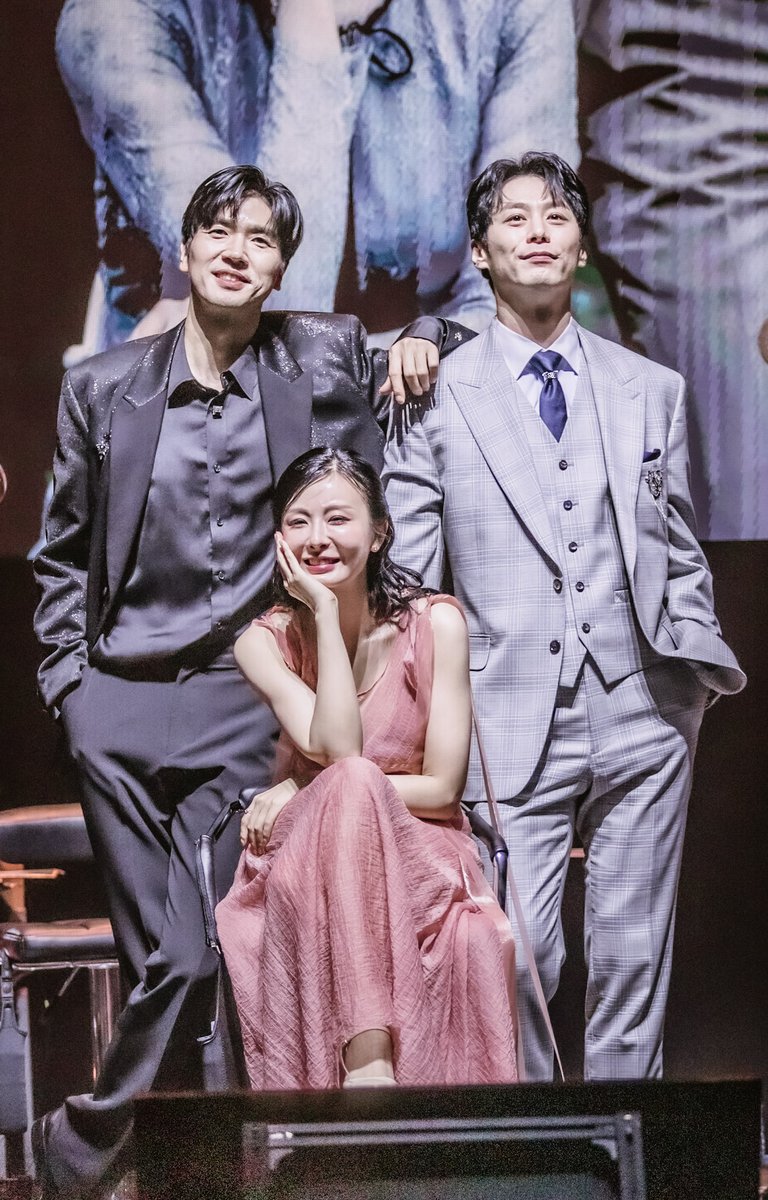 YNSaJin's tweet photo. 260803 생의 찬미 콘서트

#정민
#주민진
#최연우 https://t.co/n4NaP8Szm3