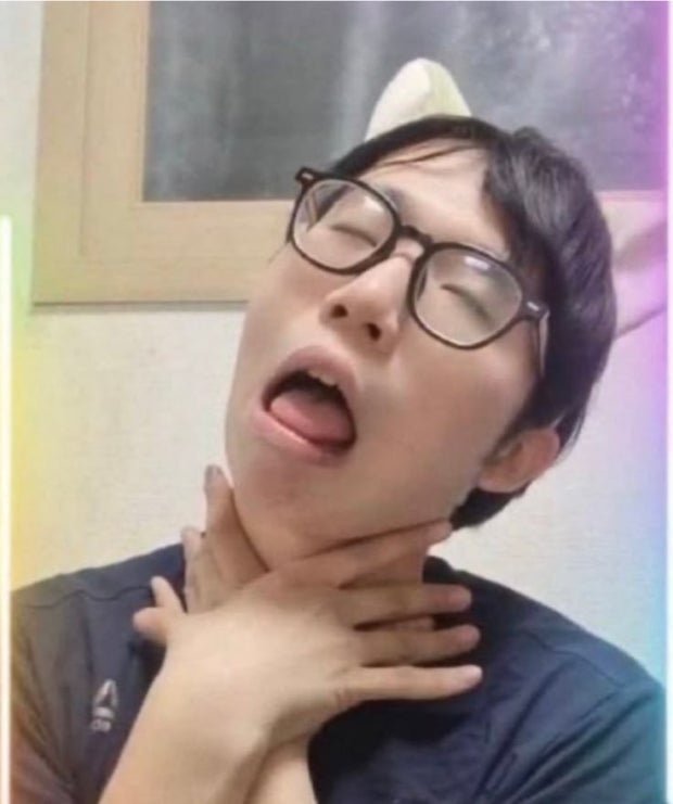 S2_10mg's tweet photo. 날씨아니야 https://t.co/B1MDiJIceG