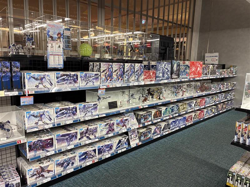 THE GUNDAM BASE on X: 