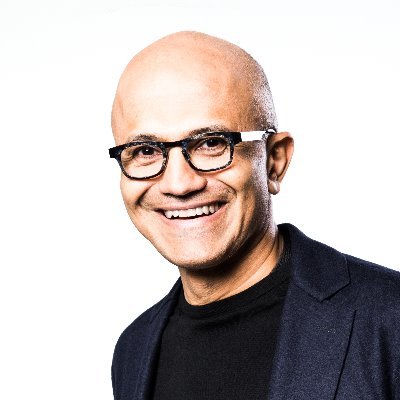 j_sato's tweet photo. 米Microsoftのサティア・ナデラCEOによるAIに関する警鐘

AIの「二重コスト」：AI利用料だけでなく、自社独自の知識・ノウハウをAIに明け渡すという二重の支払いをしている

逆情報パラドックス：AIに自社独自の知識・ノウハウをすべて明け渡すと、AIインフラ側が競合サービスを立ち上げ可能となる

学ぶことの放棄による空洞化：AIに思考・作業をアウトソースすると、中国に製造業をアウトソースしたのと同じ産業空洞化のリスクを招く