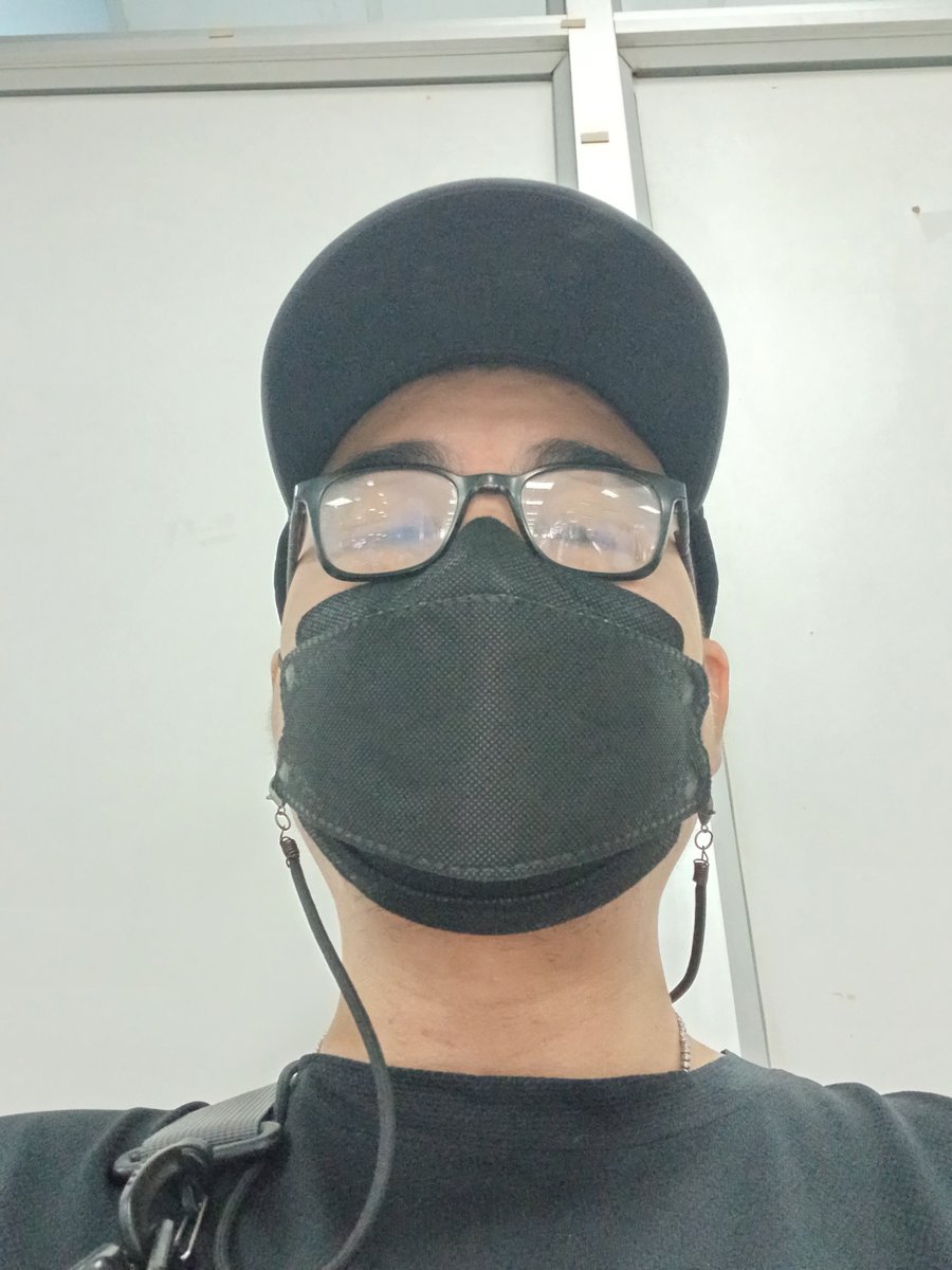 SereePahn's tweet photo. Somewhere on earth
กล่าวถึงฝ่ายพระมุนีฤๅษีศีล
เหล้าเบียร์ไม่ได้กิน check in แต่โรงบาล😆🤘 https://t.co/GaDZB3DQwq