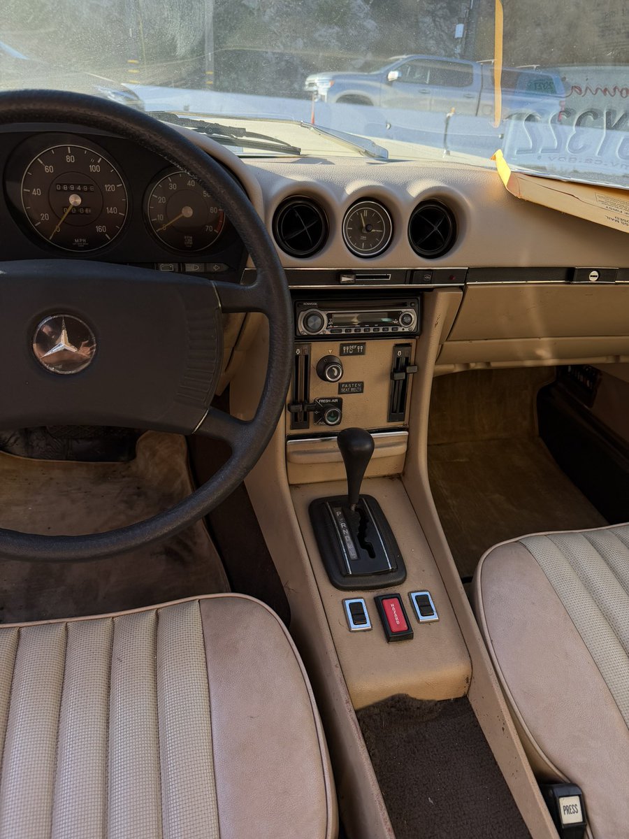 clintyyy's tweet photo. For sale 
1974 450sl La
Clean title and registered for the year
Pre smog SL!
Hard top convertable
89,000 miles
Head gasket leak, runs and drives but will overheat 
New brown Convertible top 
V8
Automatic 
Heat and air work 
Will need paint
Has rear euro bumper, needs front
Paint and body need work on hood and trunk lid