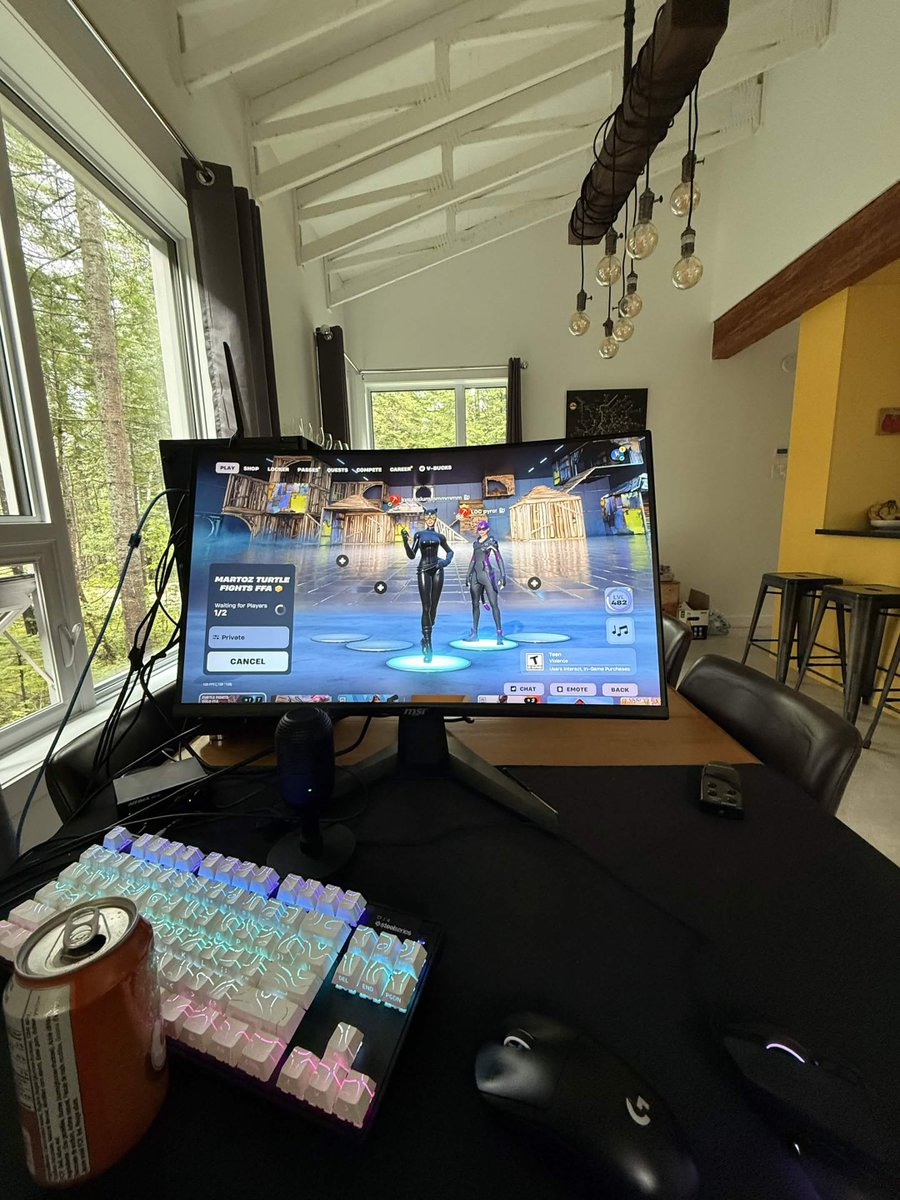 Pvertexxx's tweet photo. quall dans un chalet gg https://t.co/NAMiPrC2xT