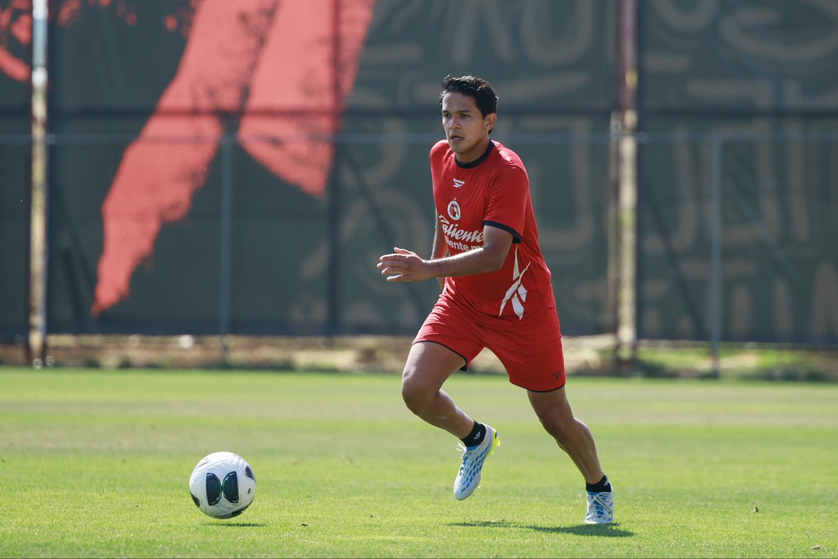 Xolos's tweet photo. Último entrenamiento en casa antes de viajar a USA. Modo @LeaguesCup activado 🔜
#BorderCityDogs | #LeaguesCup2026 https://t.co/427EVuKSBR