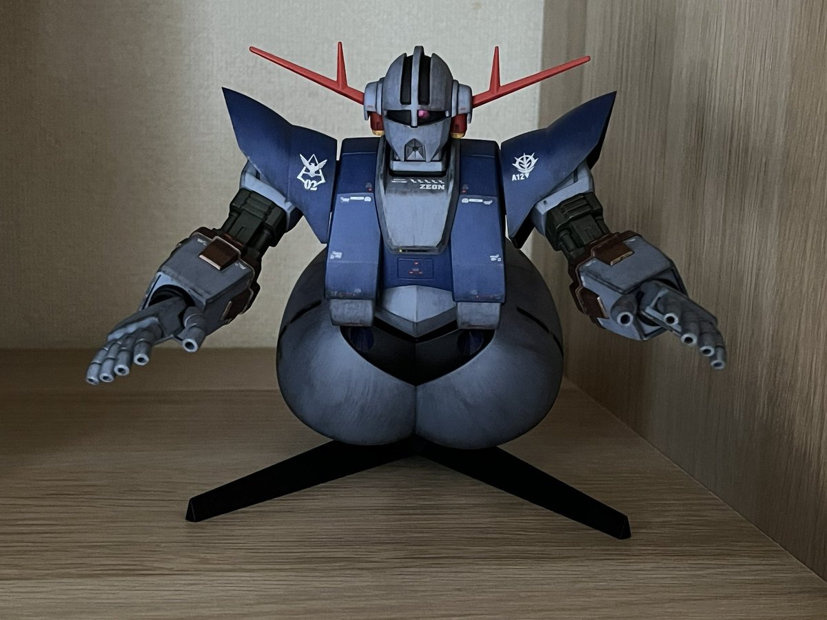 Kuriguri36's tweet photo. hgucジオング完成
リアルな感じを目指しました。hgの中でもパーツが大きくて作りごたえありますね。そのうち腕飛ばしたいなと。 #ガンプラ https://t.co/Vy9LMJQQuA