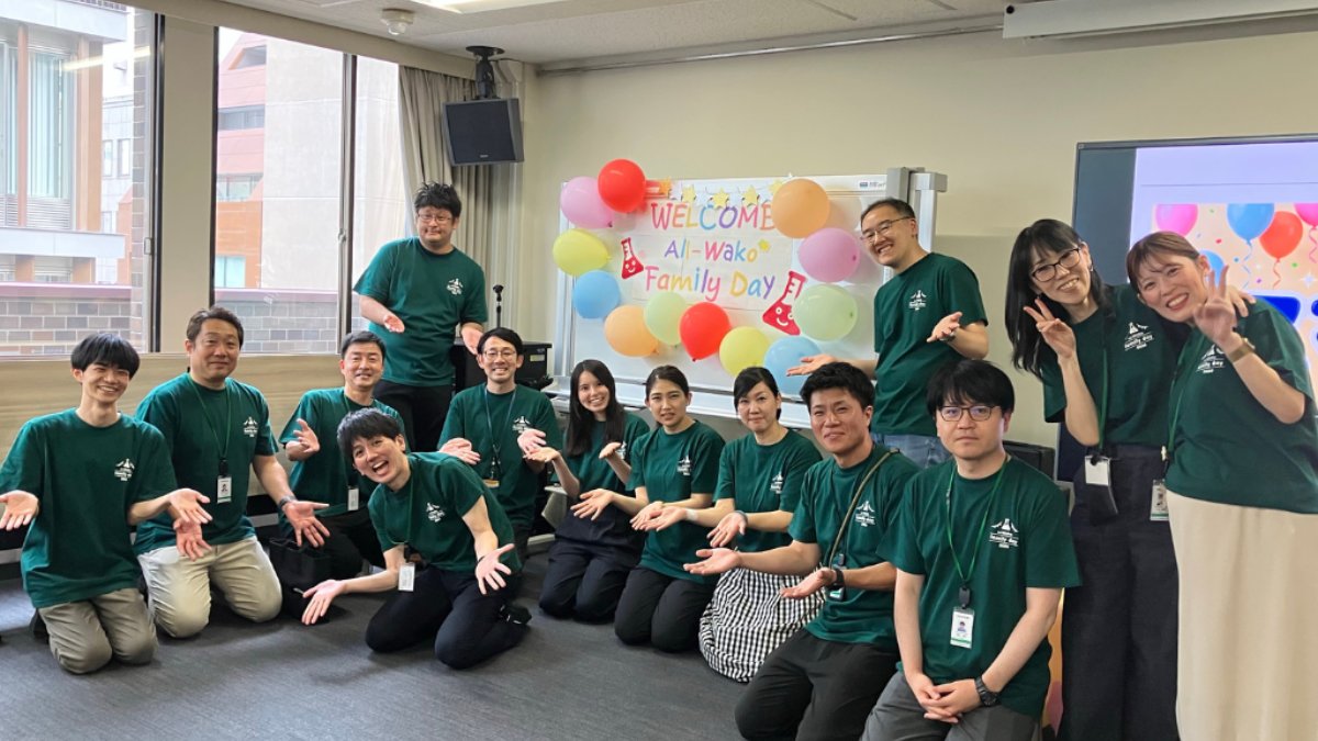 Labchem_Wako_JP's tweet photo. 🎉第1回 All-Wako FAMILY DAY 2026を開催しました！

日頃より社員を支えてくださっているご家族をお招きし、科学やものづくりを体験していただきました！
スライムづくりや試薬ボトルにお菓子を詰める特別なお土産企画も大好評🧪🌼

📸 当日の様子をぜひご覧ください！ https://t.co/6ymgPJNnkc