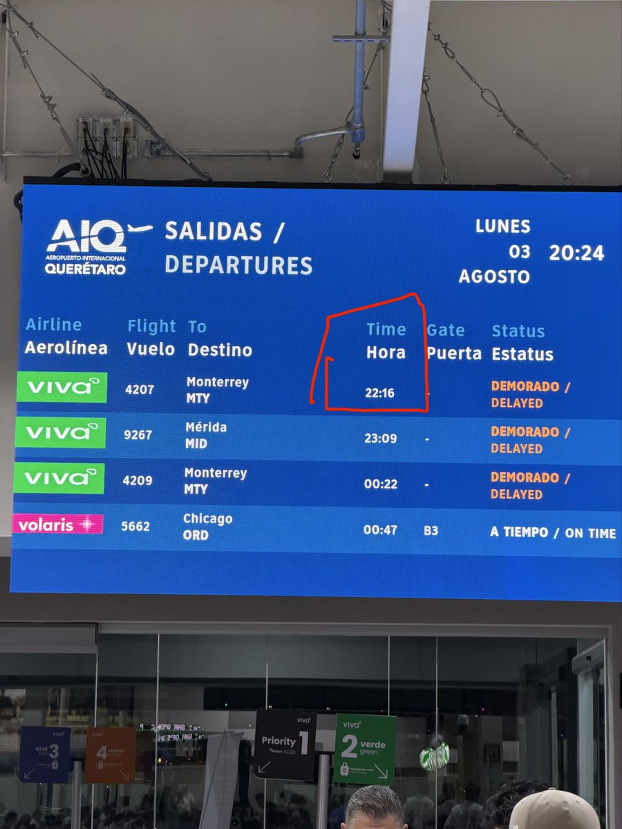 melissasarai's tweet photo. @VivaAerobus eres una vergüenza! En el vuelo de Qro - Mty 4207 que salía a las 7:05 pm.. viene demorado, la nueva salida “probable” es a las 10:16 pm. En su mostrador su empleado se puso prepotente diciendo que no iba a dar ninguna compensación porque en su app dice “2h40”.. https://t.co/5yCLSA8Bsz