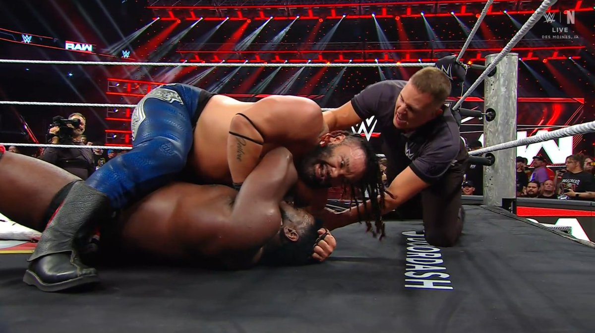 WelyTalks's tweet photo. JACOB FATU WINS! 🔥

Jacob Fatu completely destroys Royce Keys in dominant fashion. 💥

#WWERaw https://t.co/F0IUVWySx1