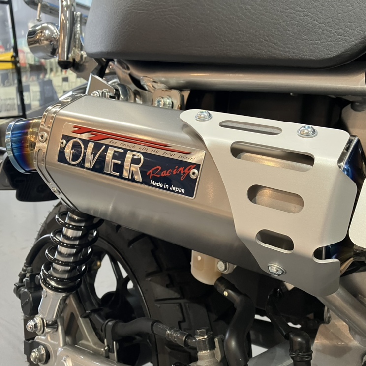 naps_tokai's tweet photo. #ナップス春日井店 です💁♀️
#HONDA #monkey125
マフラー交換のご依頼いただきました🔧✨
”やっぱりアップマフラーだよね!”
ということで
#OVERRacing
TT-Formula UP フルチタン
お取り付けさせていただきました🥰
4ミニのイベントもやりたいですねー!!! https://t.co/lDlyyVHPHE
