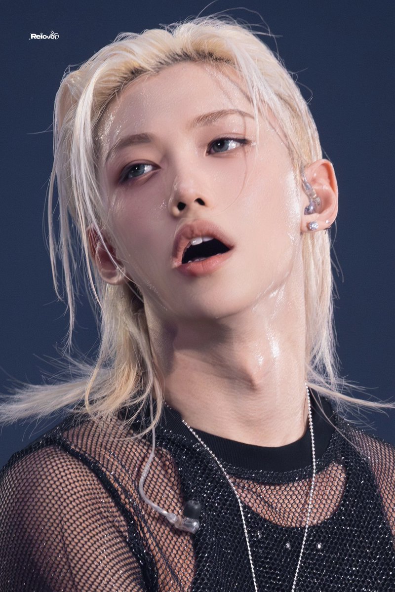 ReiLix0x0's tweet photo. 260802

sooo hot🔥

#Felix #필릭스 #straykids  #스트레이키즈 https://t.co/AvvMMH9Cia