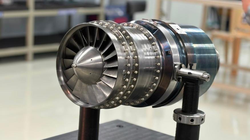 KTRBRS's tweet photo. A proud milestone for Hyderabad and India!

Congratulations to @AzadEngOfficial and @DRDO_India on the successful manufacturing and delivery of India's first indigenous 350 kg thrust-class expendable turbojet engine

Built in Hyderabad by @AzadEngOfficial, this engine significantly strengthens India's indigenous propulsion capabilities and defence self-reliance

Jet engine technology demands exceptional precision, advanced metallurgy and world-class manufacturing. This achievement reflects the strength of Hyderabad's aerospace and precision engineering ecosystem, built over decades and significantly strengthened over the last decade

Congratulations to the teams at @AzadEngOfficial, and @DRDO_India on this historic achievement. 

Jai Hind!