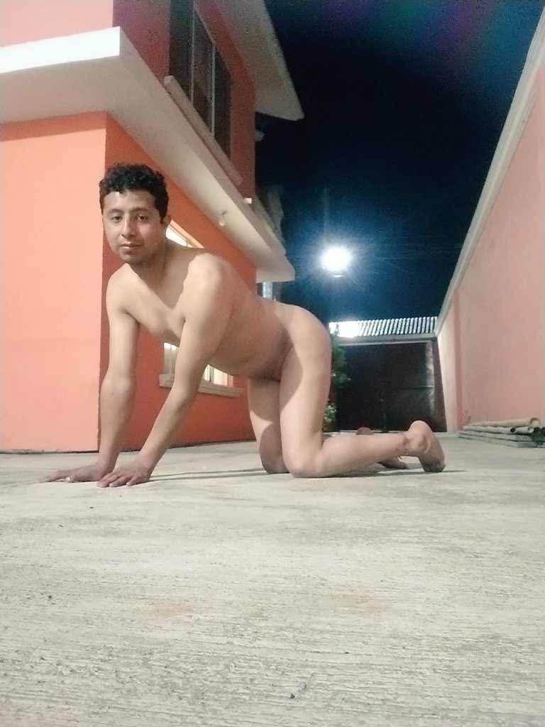 joss07anto's tweet photo. @atuspies12 Buscó alguien quien me adopte y me destruya 
Tengo 27 años
Soy una puta 
Soy de Tlaxcala https://t.co/DaPFNHYZ5k