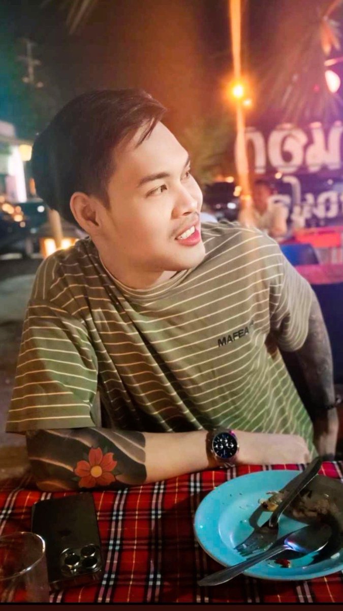 friendry22dr's tweet photo. ชายแท้นัด
#พัทยา https://t.co/KuBFEiX0fe