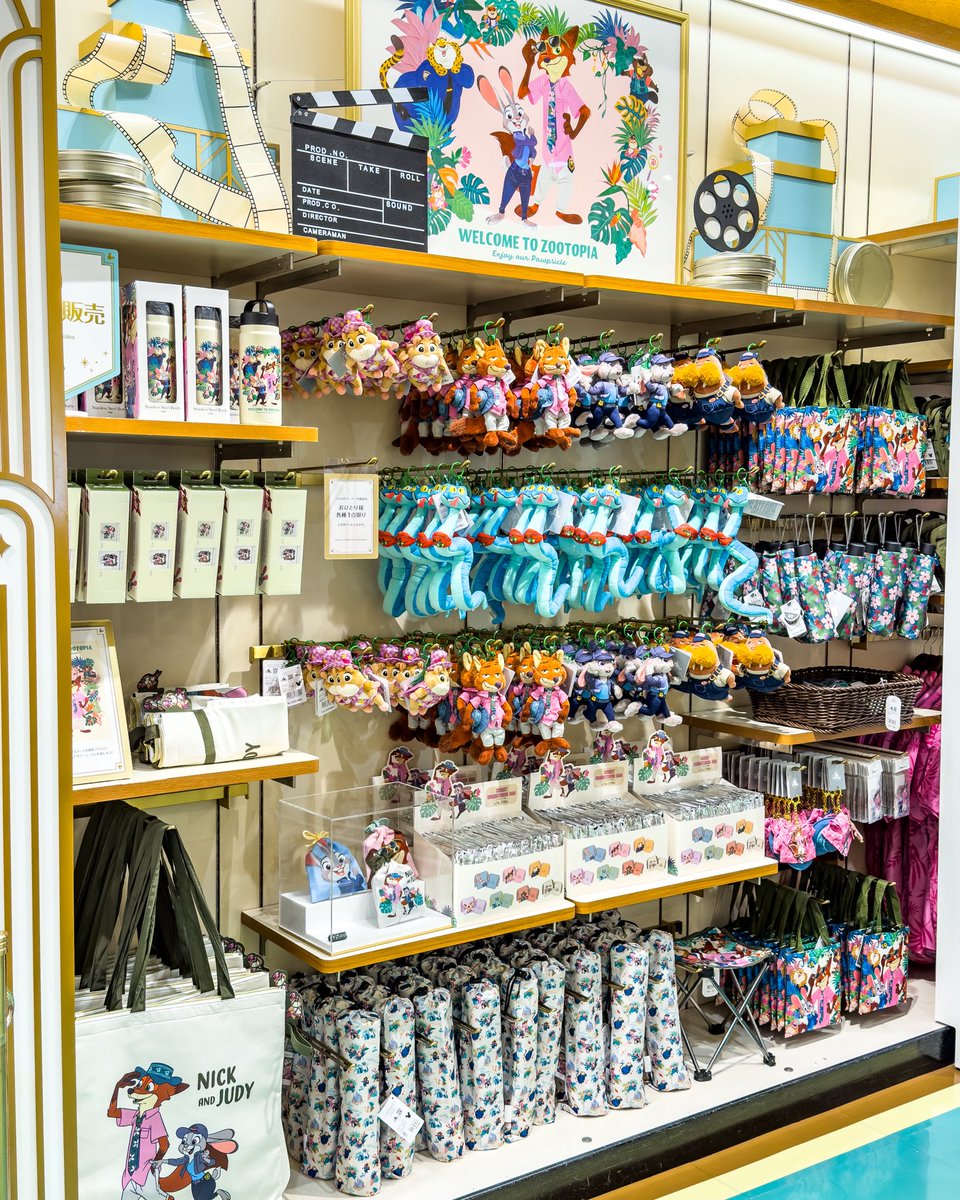 MezzoMikiD's tweet photo. サマーシーズンを盛り上げてくれる！
ディズニーストア『ズートピア2』グッズ 
新発売☆
https://t.co/SpLgI7eC4B https://t.co/sl9SlsVun4