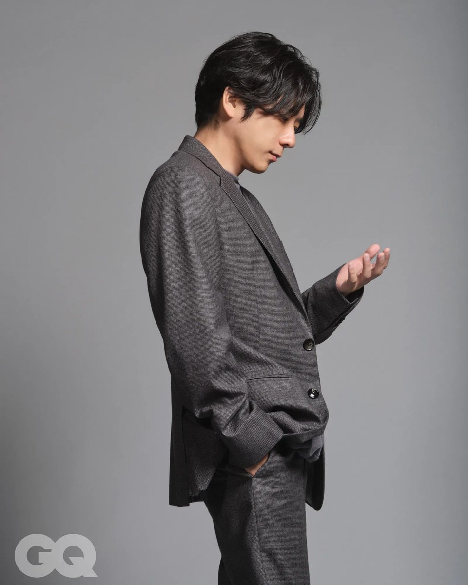 GQJAPAN's tweet photo. ──生まれ変わるなら、何になりたいですか？

#二宮和也「江戸時代の人かな、江戸。もう現代は十分に味わったんで。過去は面白そうだなと思いますね」
https://t.co/VLXHdCMCEP https://t.co/oxLXQlrZhD