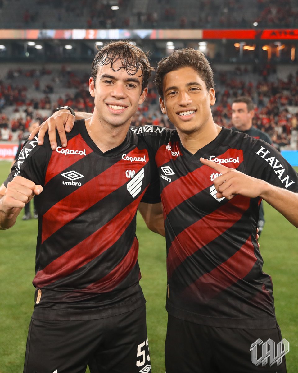 AthleticoPR's tweet photo. É a piazada do Caju! 🌪️😍

📸 Luis Miguel Ferreira/athletico.com.br https://t.co/jbqUoEFIzp