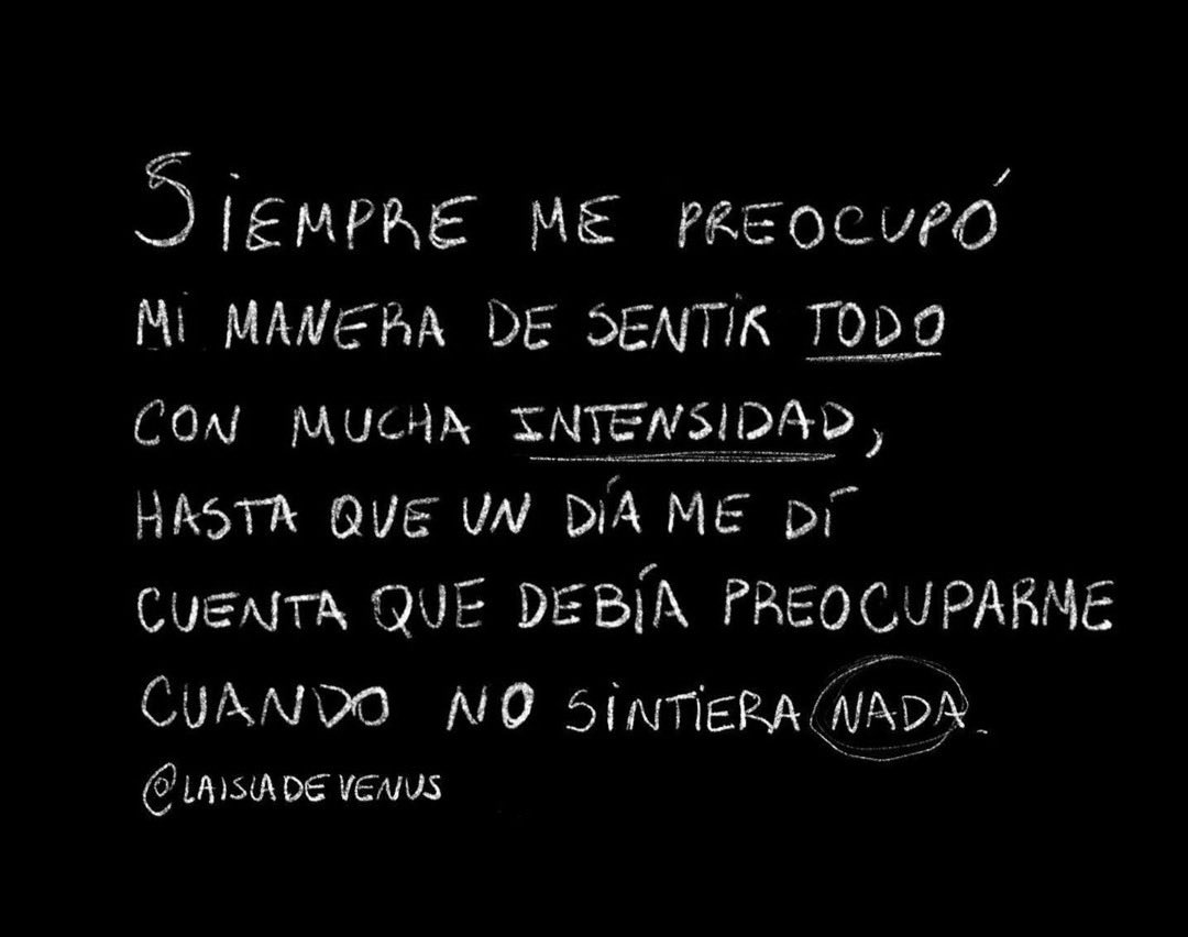 GraceMiranda306's tweet photo. No sentir nada es lo mejor que me puso pasar, gracias fluoxetina ✨ https://t.co/HCBKzN0BVS