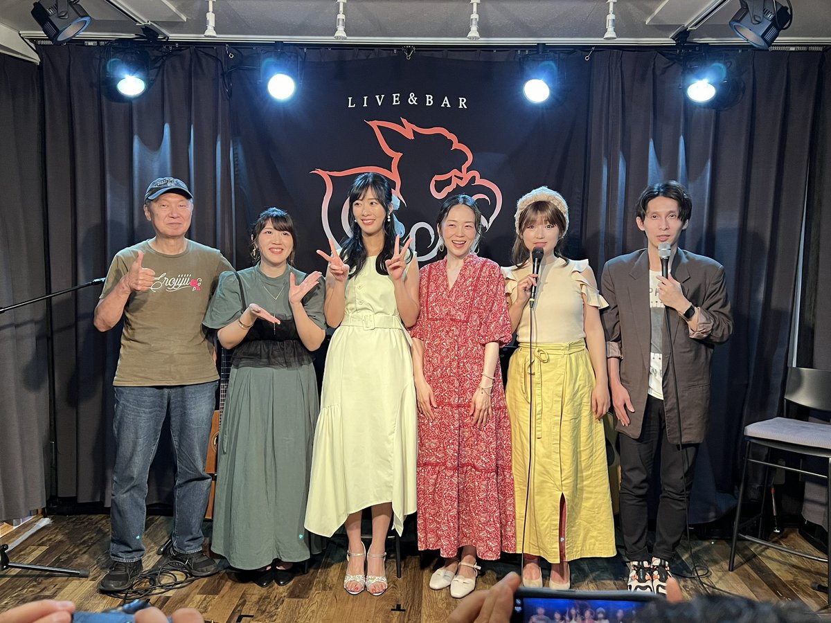 junker6809's tweet photo. @guitar_kei 素敵なギターの音色で推しのライブに花を添えてくれました。
ご冥福を心よりお祈り申し上げます。 https://t.co/9vWjCG8Dhv