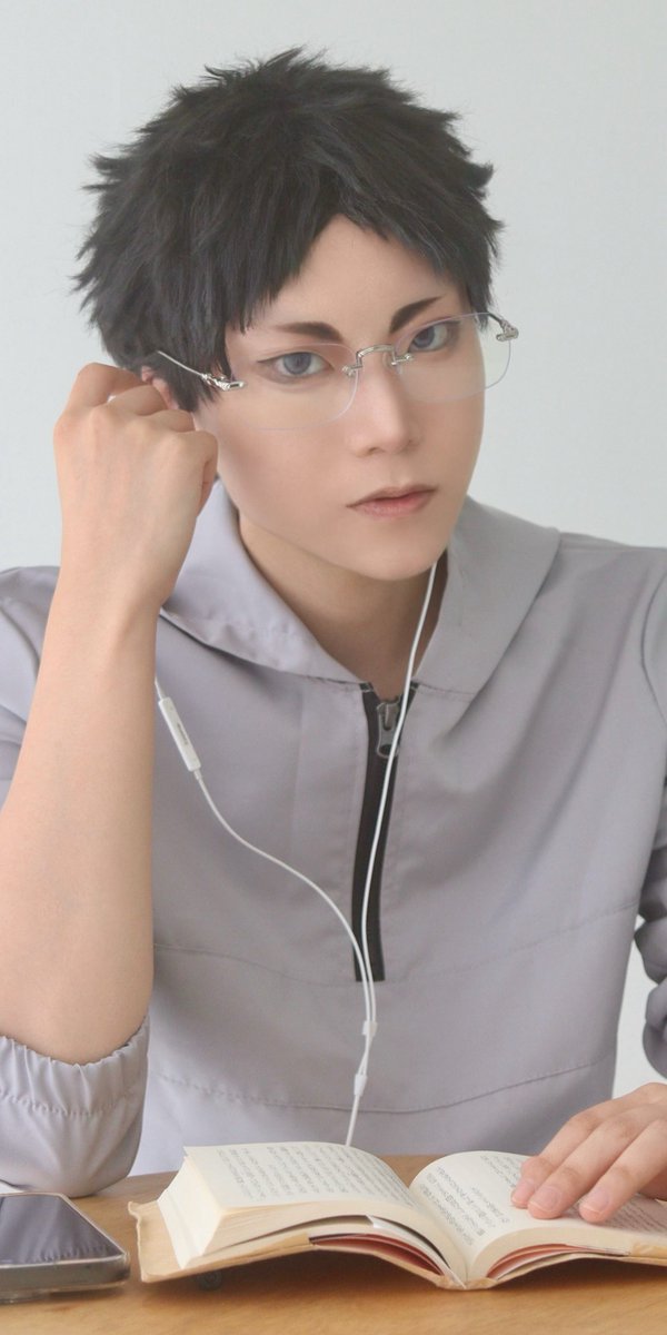 tumuri_mkg's tweet photo. cos 赤葦京治 ハイドリ衣装
 ︎︎
Let’s study!
 ︎︎
#あおふぉと展 https://t.co/Lk7aC1KHjC
