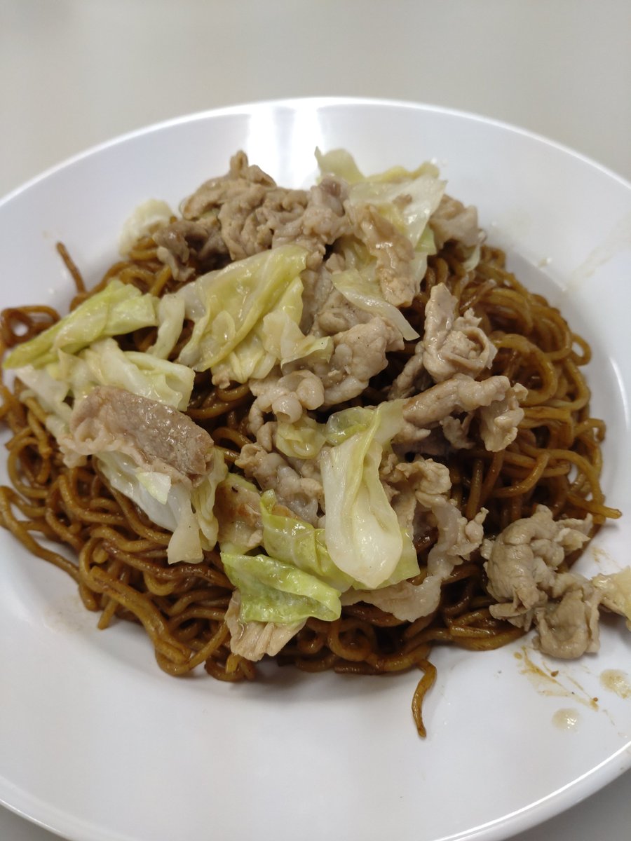 238_last's tweet photo. そしてお昼にこの有様 https://t.co/DstcprZ5eY