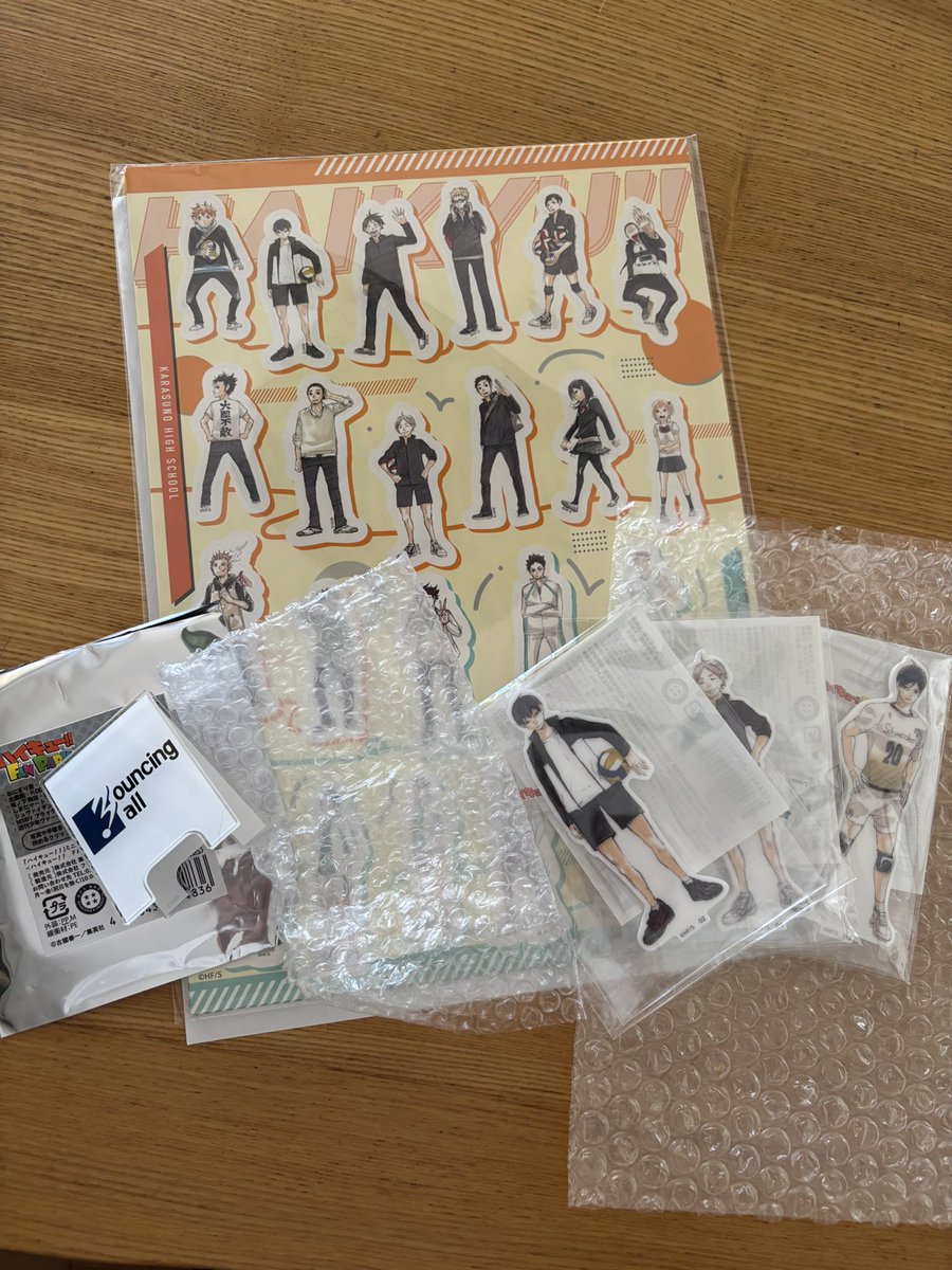massamassa10's tweet photo. やっと届いたー！
ミニ看板は研磨でした🥹 ぐんぐんが良かったが、これはこれで良き(๑•̀ㅂ•́)و✧ https://t.co/nb5LdO7DDI