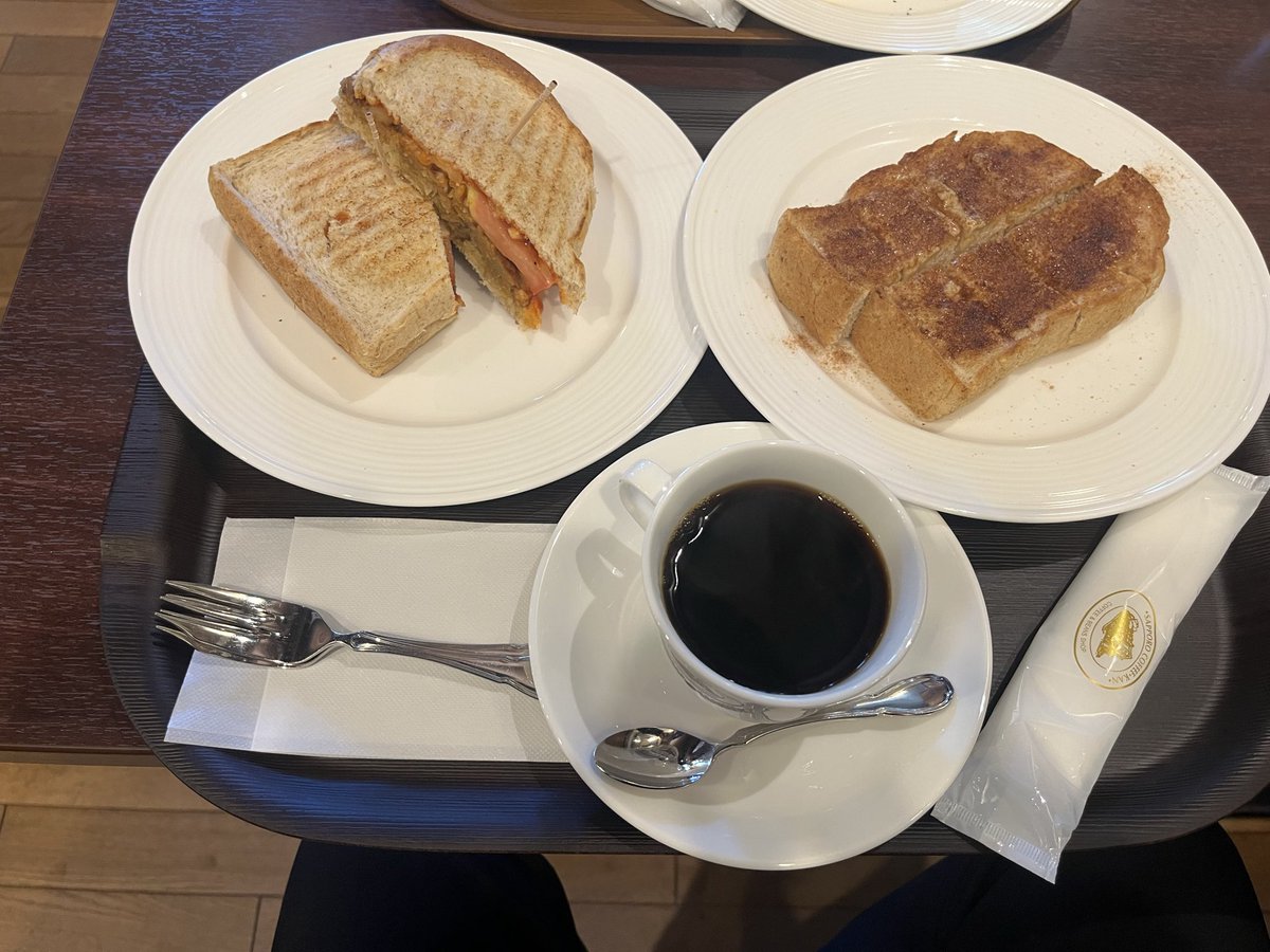 sakurasake333's tweet photo. 今日は仕事前に野幌の札幌珈琲館へ
ハンバーグサンドが絶品！もちろんコーヒーも美味しいです。
江別には素敵なお店がたくさんありますね😊
またお気に入りのお店が一つ増えました♪

#江別　#カフェ　#プレスサンド https://t.co/3tmDH2yzfI