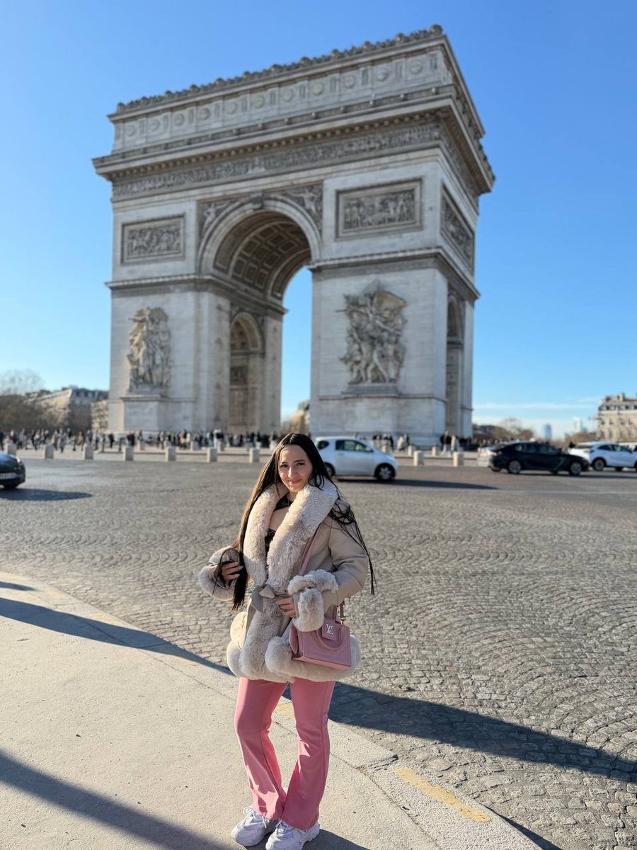 Rosalindaa2045's tweet photo. 🇫🇷 https://t.co/R10PIww3Eu