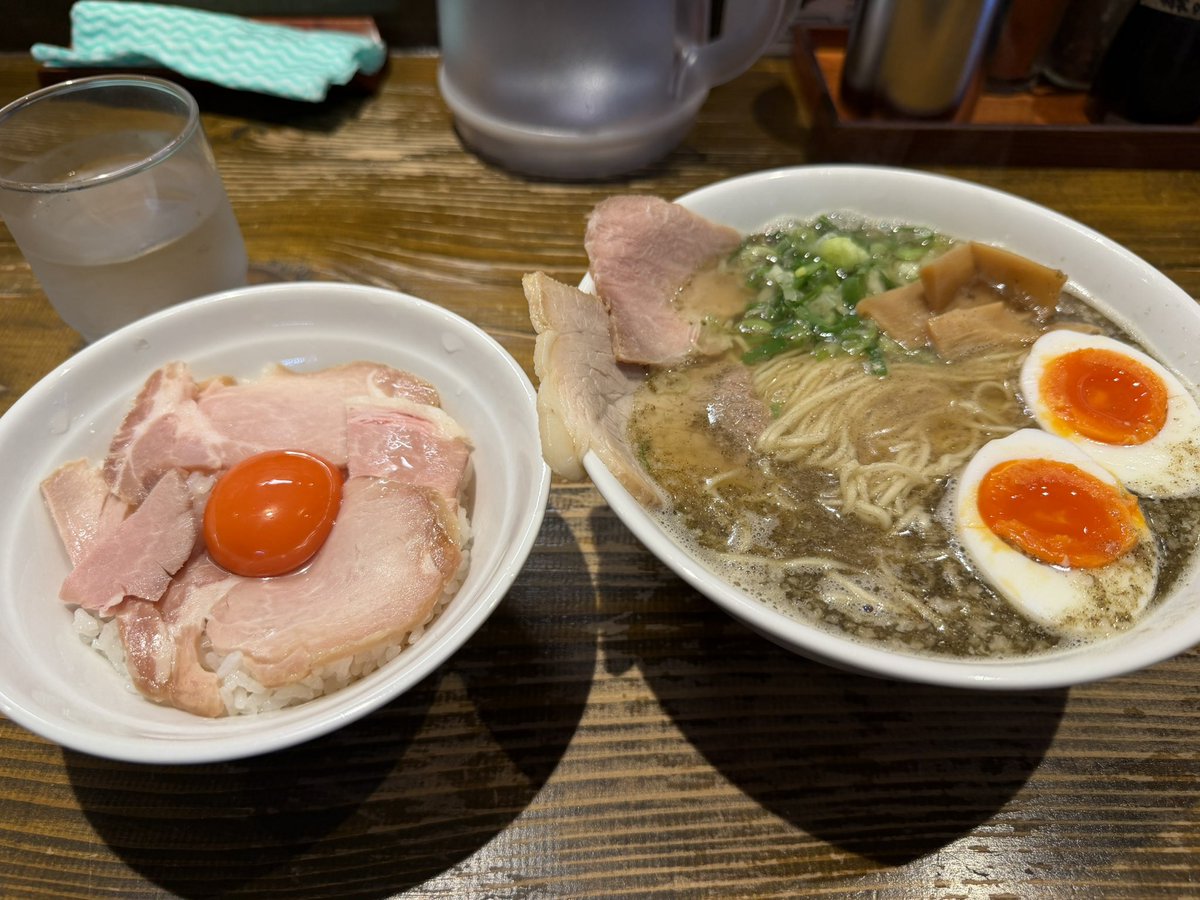 Matchrate666's tweet photo. 最近のラーメンめぐり https://t.co/lH3PtFbqQH
