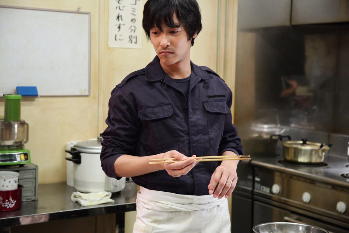 eiga_natalie's tweet photo. 沖田修一の監督作「南極料理人」4K版が11月公開
堺雅人・高良健吾・豊原功補らコメント（予告あり）

東京テアトルのファン投票企画で1位に
https://t.co/QFnM292kr1

#南極料理人 https://t.co/DhJiOqAhgZ