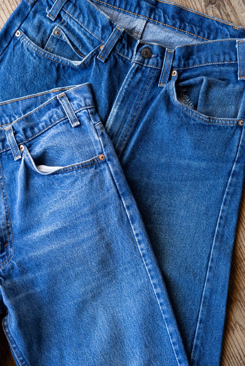 38CLOTHING's tweet photo. Levi’s 505 denim pt usa 
色残りのある良い色合いです。
年中穿ける濃い目はマストで
持っておいてほしいところ
今後の希少性や金額を考えて
ストックにもお勧めです。

それでは本日も皆様のご来店を
心よりお待ちしております。
peace https://t.co/DqbjQ6LbQ3