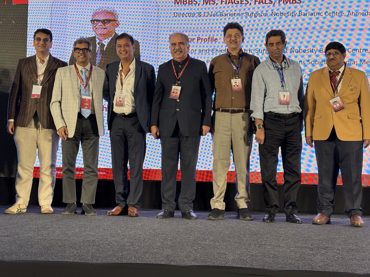 BhatiaGlobal's tweet photo. Big 5 Panel Discussion on Doctor Enterpreneur I Surat I Dr. Parveen Bhatia*(Moderator)
Panelists: Dr.Adarsh Chaudhary, Dr.Roy Patankar, Dr.Shailesh Puntambekar, Dr.Sunil Pandya
Dr.Mustaq Mehbub Qureshi , Surat

https://t.co/PLm761JyjX https://t.co/pv8aoHXuhS