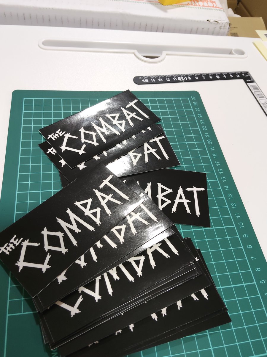 gesuzaki8810's tweet photo. 13日長野市Venueでのライブ楽しみ。
しかぁーし、ドラムとベースがおらん。打ち込みでやる！！
チケットも安め。ドリンク込だOi!!
初のグッズも販売するのでよろしく。

対バンは、ハードコア、デスメタルなど！！！！
ちょーカッコいいから是非。

NOIZE BEER UNITY
爆音と🍺の集い https://t.co/pp3vMQvAi4