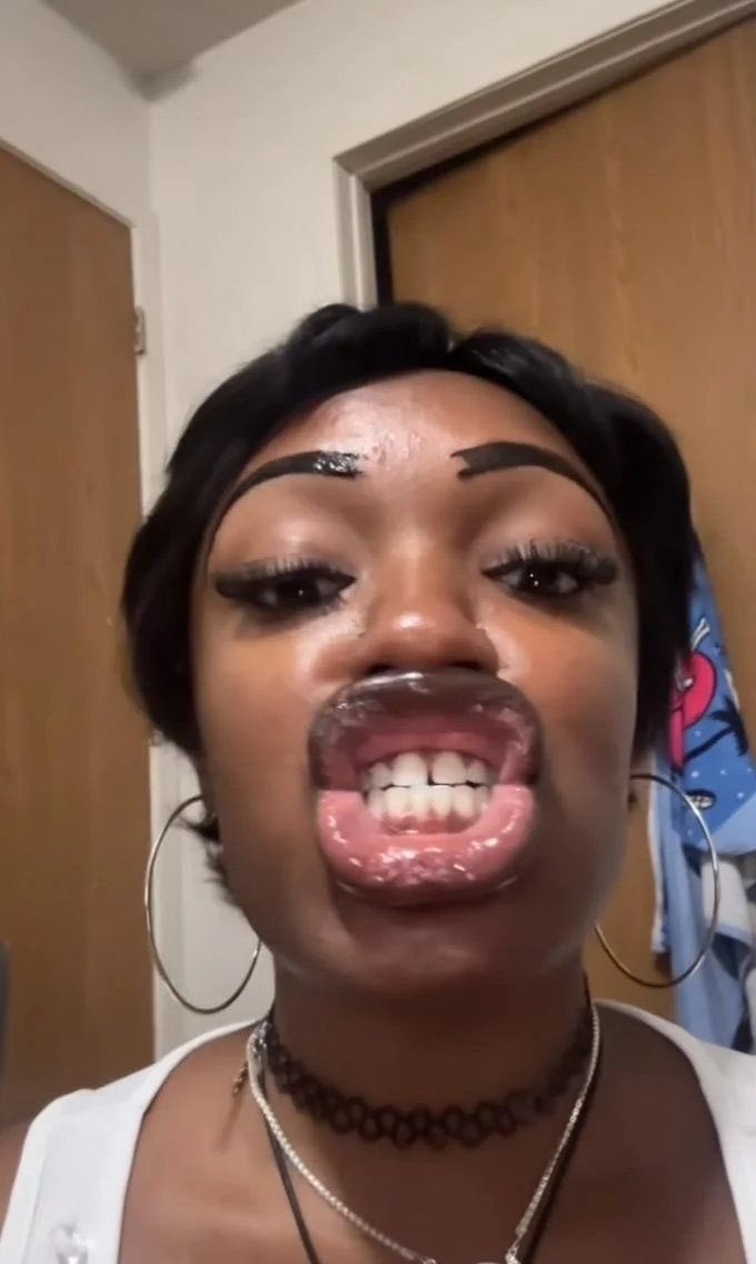 goonatopia's tweet photo. How I’m supposed to hold all this dick snot in?🍆🍆💦 #faceporn #ebony #dsl #moufmeat #nutty #bbllips https://t.co/82xsPdNLSM