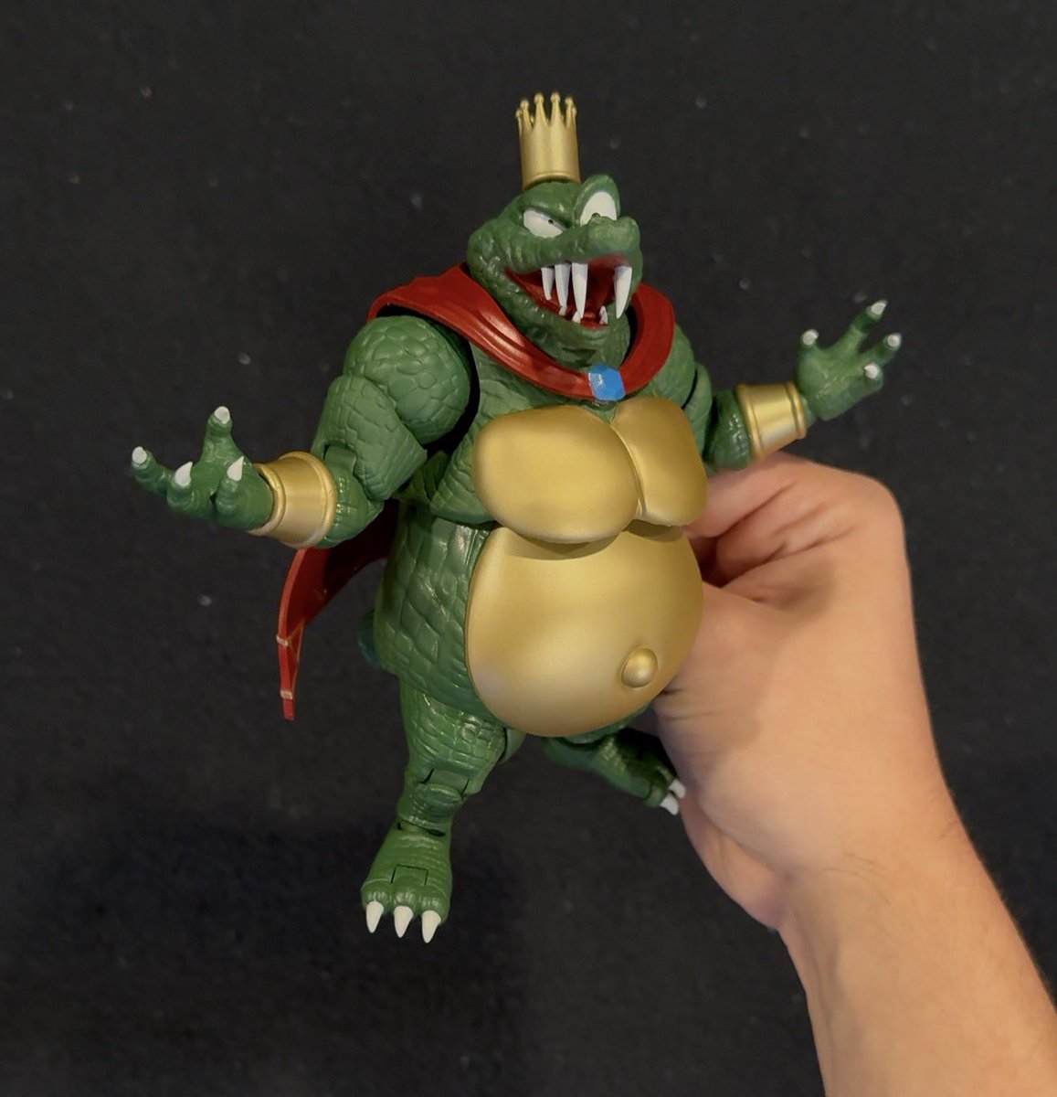 ThatGuyMaso777's tweet photo. Yea this is the best figure I own 🙏 https://t.co/sYQApAZEKt